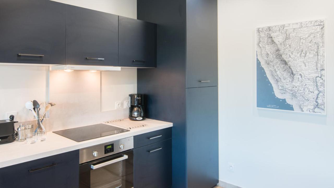 Appartement Plein Soleil avec Jacuzzi Privatif et parking privé à Sarlat Extérieur photo
