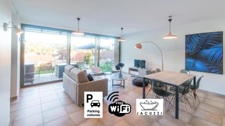 Appartement Plein Soleil avec Jacuzzi Privatif et parking privé à Sarlat Extérieur photo